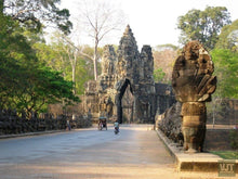 Load image into Gallery viewer, Angkor Wat & Tonle Sap Jeep Tours Cambodia Jeep