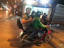 Load image into Gallery viewer, Dining By The Red Riverside Jeep Tours VJT Adventures