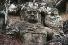 Load image into Gallery viewer, Vietnam - Cambodia Border Crossing Road Trips VJT Adventures